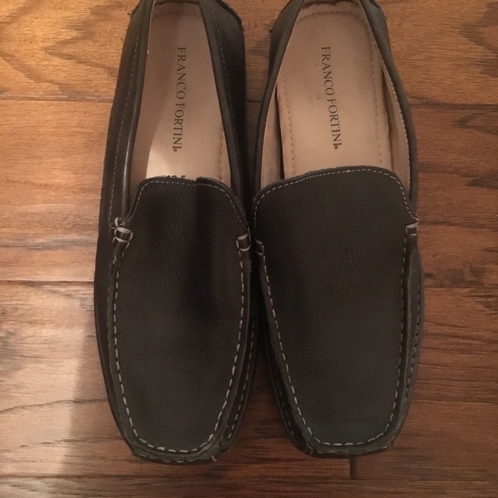 Dress shoes black size 10.5